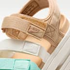 รองเท้าแซนดัลผู้หญิง Nike Icon Classic