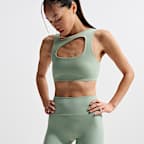 ナイキ ゼンビー ウィメンズ ハイウエスト 13cm バイカーショートパンツ