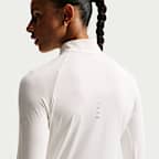 Nike Swift Dri-FIT UV Çeyrek Fermuarlı Kadın Koşu Üstü