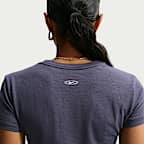 Playera slim mod-cropped para mujer Nike Sportswear Chill Knit