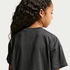 Nike Sportswear Older Kids' (Girls') T-Shirt