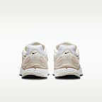 Chaussures Nike P-6000 pour femme