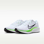 Tenis de correr en pavimento para hombre Nike Quest 6