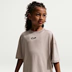 Nike Sportswear Older Kids' Oversized T-Shirt