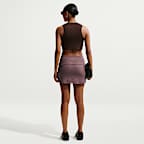 Skort de tela de canalé ajustado de tiro medio para mujer Nike Sportswear Chill Knit