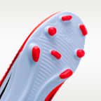 Nike Jr. Phantom 6 Low Club Older Kids' Multi-Ground Football Boot