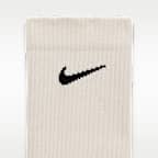 Nike エブリデイ エレベーテッド クルーソックス（3足）