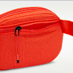 ナイキ オーラ クロスボディバッグ (2L)