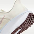 Nike Quest 6 Straßenlaufschuh (Damen)