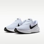 Dámské běžecké silniční boty Nike Revolution 8 EasyOn