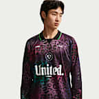 Nike Mad 90 Pack 'Tiempo' Men's Long-Sleeve Shirt