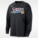 Playera de manga larga Nike de la NBA para hombre Philadelphia 76ers Essentials Hardwood Classics