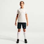 Nike Strike Older Kids' Dri-FIT Football Short-Sleeve Top
