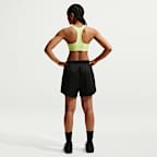 Bra deportivo con almohadillas para mujer Nike Swoosh Medium Support