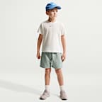 Completo T-shirt in maglia e shorts in French Terry Nike – Bambino/a