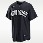 New York Yankees Men's Nike MLB Replica Jersey