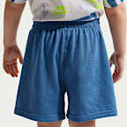 나이키 스포츠웨어 베이비(12~24개월) 프린트 티셔츠 및 경량 프렌치 테리 쇼츠 세트