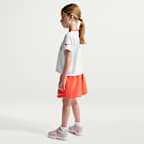 Conjunto de playera y shorts Crossover Dri-FIT para niños talla pequeña Nike
