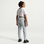Nike Sportswear Tech Fleece Jogger (ältere Kinder)