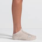 Calcetines al tobillo NikeSKIMS Dri-FIT para mujer (3 pares)