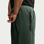 Pants de tejido Fleece con dobladillo abierto para hombre Nike Tech