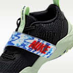 Nike Team Hustle D 12 Younger Kids' Shoes