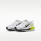 Nike Vomero 18 Big Kids' Road Running Shoes