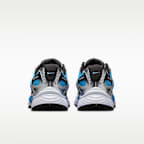 Nike V5 RNR Women's Shoes with Reflective Design Accents