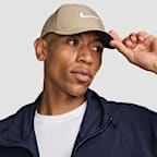 Nike Dri-FIT Club Structured Swoosh Cap