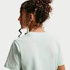 Nike Sportswear Older Kids' T-Shirt