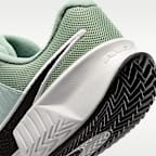 Damskie buty do tenisa na korty ziemne Nike GP Challenge Pro