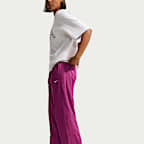 Pants de tiro medio con dobladillo abierto para mujer Nike Sportswear Classic