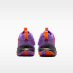 รองเท้าบาสเก็ตบอลเด็กโต Nike Team Hustle D 12