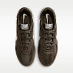 나이키 테라 만타 스웨이드 남성 신발