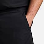 Shorts versátiles Dri-FIT de 13 cm sin forro para hombre Nike Form