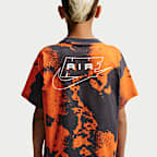 Nike Sportswear Older Kids' T-Shirt