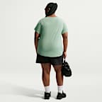Nike Sportswear Club Essentials Women's T-Shirt (Plus Size)