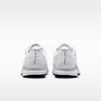 Nike Vapor 12 Women's Hard Court Tennis Shoes