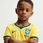 Jersey de fútbol Nike Dri-FIT Replica de Brasil local 2026 Stadium para niños talla pequeña