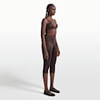 Dámské 43cm legíny NikeSKIMS Shine s vysokým pasem a stahovací šňůrkou