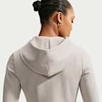 Nike Sportswear Chill Knit aansluitende damestop met lange mouwen en rits over de hele lengte