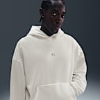 Nike Standard Issue Men's Therma-FIT Brushed Basketball Pullover Hoodie
