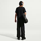 Nike Sportswear Older Kids' T-Shirt