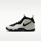 Nike Little Posite Pro Premium Older Kids' Shoes
