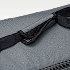 กระเป๋า Duffel เทรนนิ่ง Nike Brasilia 9.5 (ขนาดกลาง, 60 ล.)