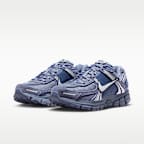 Nike Zoom Vomero 5 Women's Shoe with Reflective Accents