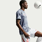 Haut de foot à manches courtes d'avant-match Nike Dri-FIT Pologne 2026 Avant-match pour homme