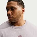Nike Sportswear Premium Essentials Men's Oversized T-Shirt