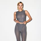 NikeSKIMS Weightless Layers Women's High-Waisted V-Panel Leggings