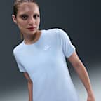 Nike Sportswear Club Essentials Women's T-Shirt